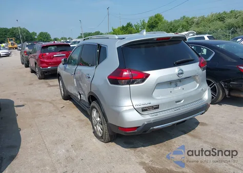 2017 Nissan Rogue Sv z USA, uszkodzony, nr VIN 5N1AT2MV3HC895860